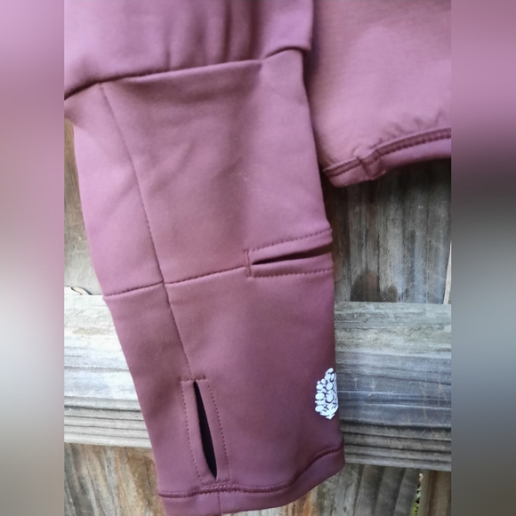 🔥🔥NEW Free People Movement Act Fast Warmth Layer Jacket - Small - Picture 7 of 15